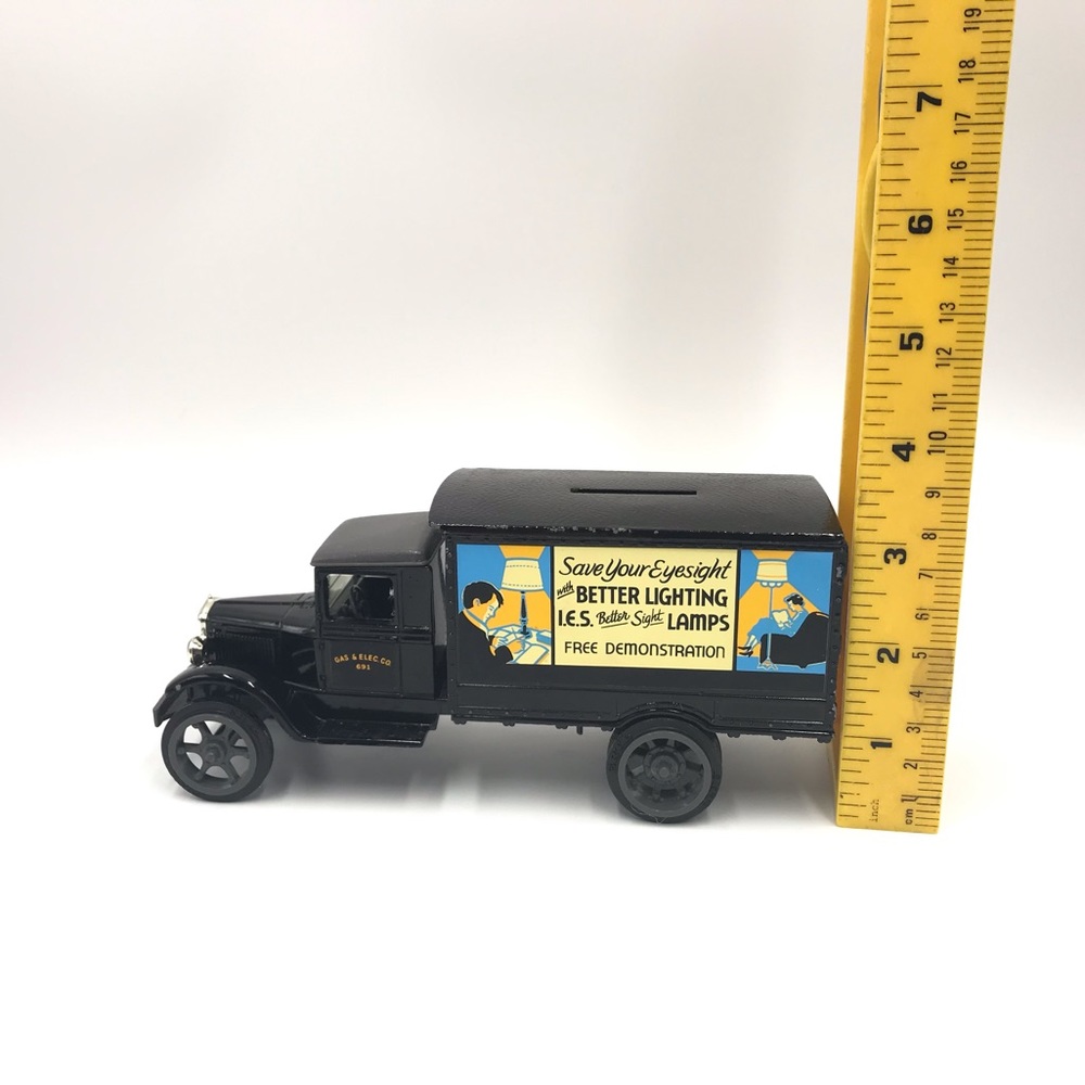 Vintage ERTL 1931 Hawkeye Diecast Bank I.E.S Better Slight Lamps Advertising - Picture 5 of 13